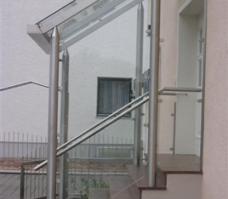 Glasvordächer - Vordachsystem